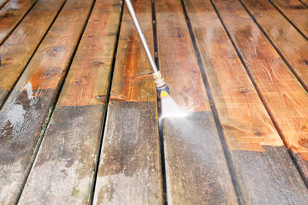 Garage Pressure Washing in Albert Lea, MN